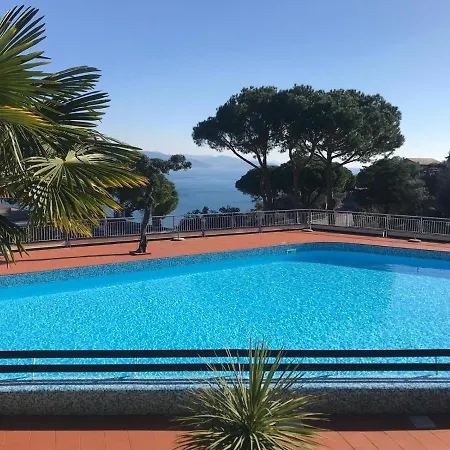 Appartement The Dolphin - Big With View In With Pool *